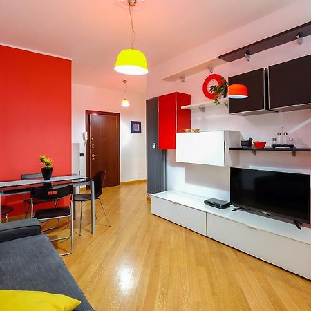 The Best Rent - Tortona Apartment Mediolan Zewnętrze zdjęcie